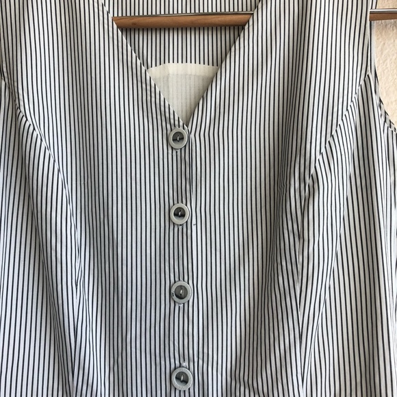 Striped dress - Picture 4 of 7